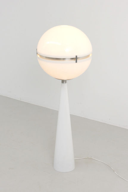 modestfurniture-vintage-2480-floor-lamp-space-age03