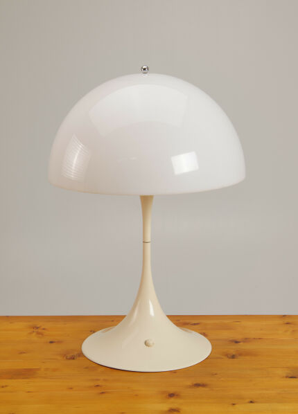 01-panthella-table-lamp-verner-panton-louis-poulsen-denmark
