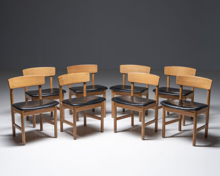 2867borge-mogensen-8-dining-chairs-1