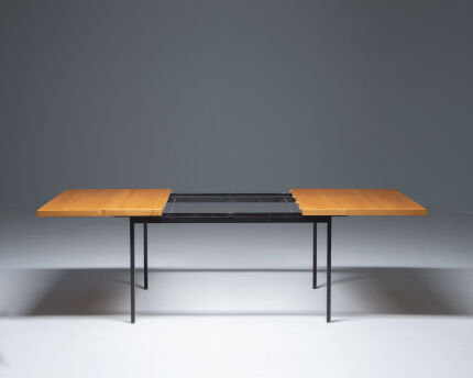 3271knoll-extendable-dining-table-birch-veneer-black-steel-fred-ruf-4