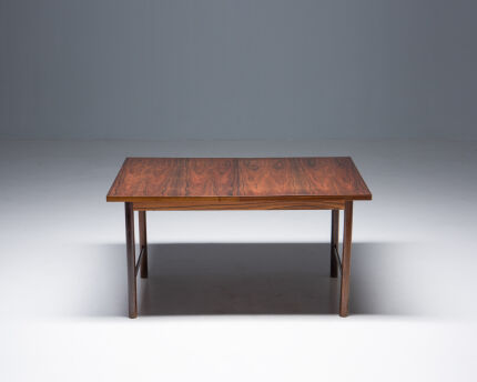 3485pastoe-extendable-dining-table-rosewood-2