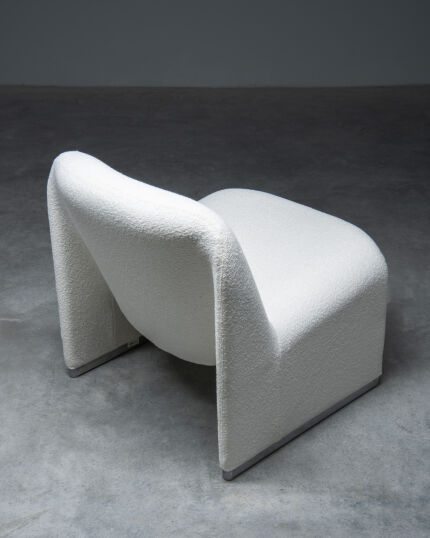 3526-3525pair-of-alky-chairs-in-white-boucle-giancarlo-piretti-17