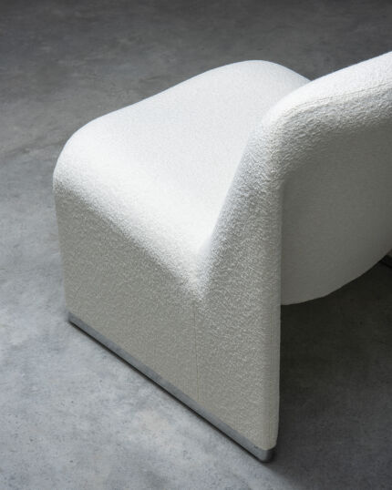 3526-3525pair-of-alky-chairs-in-white-boucle-giancarlo-piretti-9