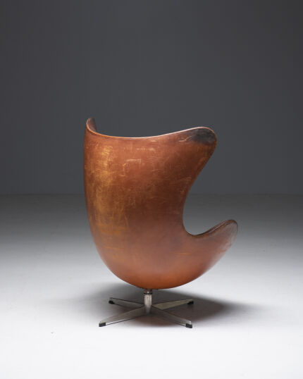 3536fritz-hansen-egg-chair-brown-leather
