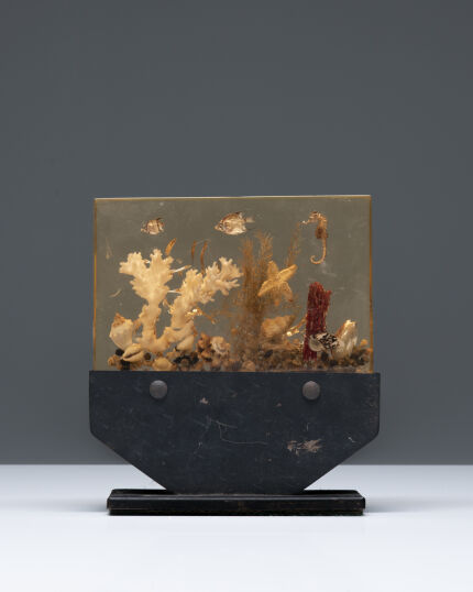 3540-resin-aquarium-desk-lamp0a