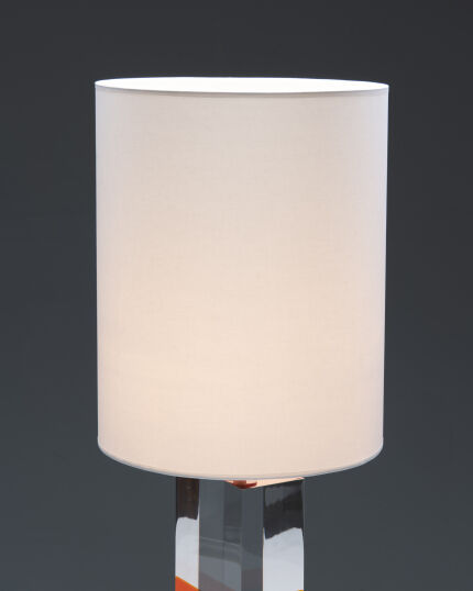 3600-70s-italian-table-lamp-with-lucite-base-1