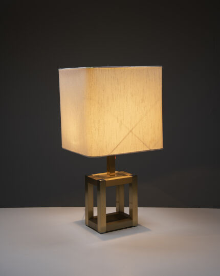 3634lumica-table-lamp-brass-base-square-shade-1