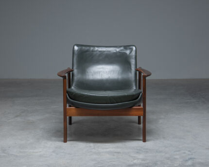 3639ib-kofod-larsen-seating-groupgreen-leather-and-solid-rosewood-33_1