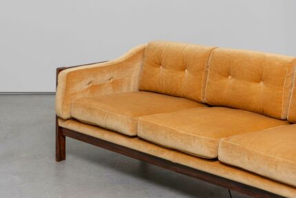 3772-rosewood-yellow-velvet-daybed-14