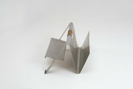 aluminum-magazine-rack-rob-parry02