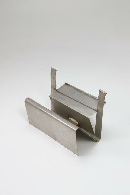aluminum-magazine-rack-rob-parry03
