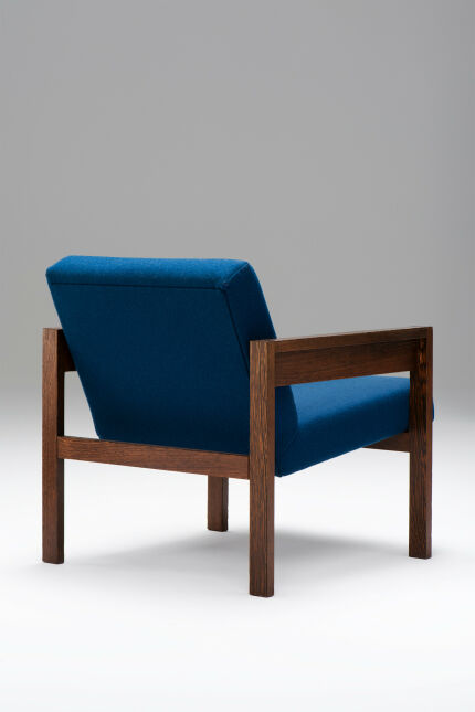 blauwe-chairs6AOmu