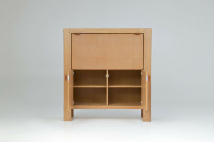 brutalist-graphical-oak-highboard-with-bar-cabinet-frans-defour-02SHwU