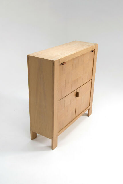 brutalist-graphical-oak-highboard-with-bar-cabinet-frans-defour-09AOMf