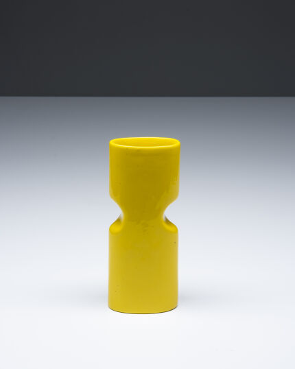 cs044gabianelli-vase-in-yellow-ceramics