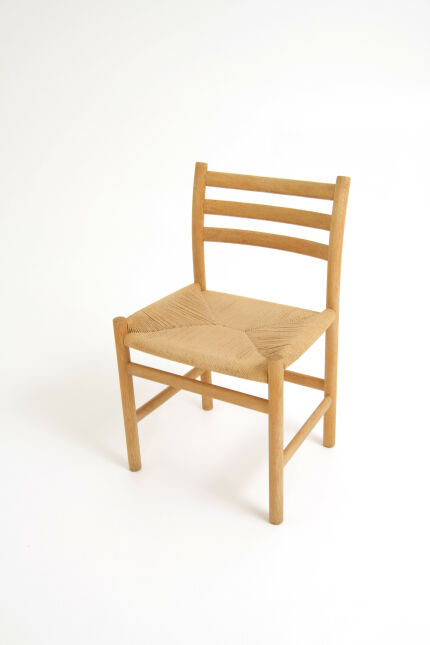 dining-chairs-model-350-poul-volther-16
