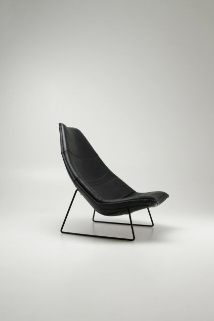 geoffrey-harcourt-artifort-geoffrey-harcourt-artifort-f585-sledge-chair-rare-base-01