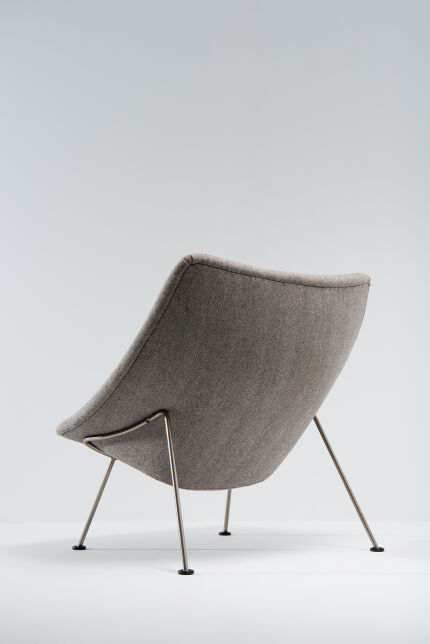 OYSTER CHAIR WITH OTTOMAN Pierre Paulin Artifort