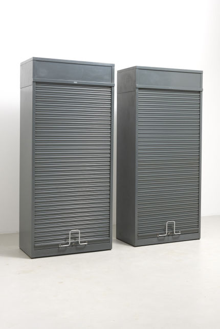 modestfurniture-vintage-0000-gispen-metal-tambour-door-cabinet02