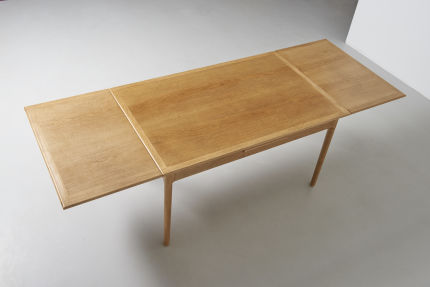 modest furniture vintage 1299 dining table oak VAMO 04