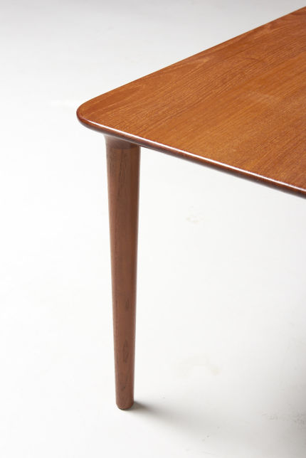 modest furniture vintage 1359 teak low table gustav bahus 04