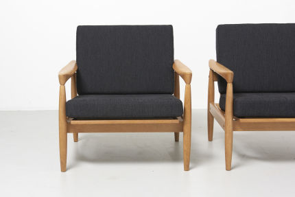 modest furniture vintage 1362 pair easy chairs oak 03