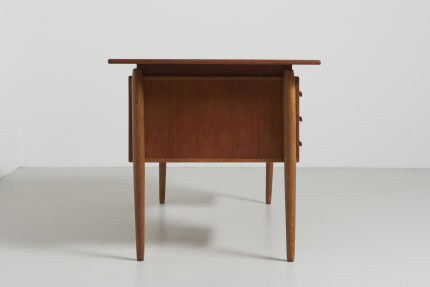 modest furniture vintage 1502 danish desk in teak with oak legs 05