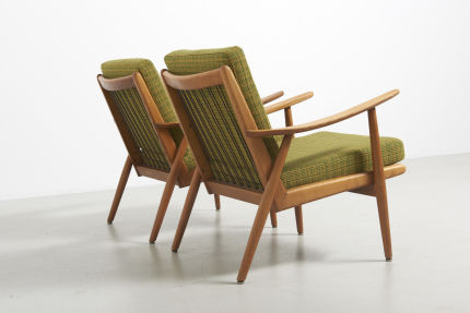 modestfurniture-vintage-1612-pair-easy-chairs-ash04