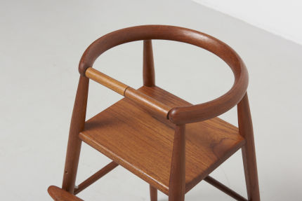 modestfurniture-vintage-1701-nanna-ditzel-children-chair-kold-savvaerk03