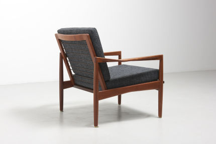 modestfurniture-vintage-1752-teak-easy-chair-dark-grey04