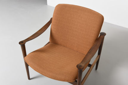 modestfurniture-vintage-1779-fredrik-a-kayser-easy-chairs-rosewood-model-711-vatne-lenestolfabrikk09