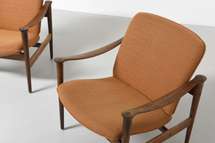 modestfurniture-vintage-1779-fredrik-a-kayser-easy-chairs-rosewood-model-711-vatne-lenestolfabrikk10