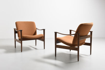 modestfurniture-vintage-1779-fredrik-a-kayser-easy-chairs-rosewood-model-711-vatne-lenestolfabrikk11