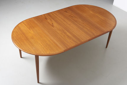 modest furniture vintage 1823 round dining table teak 07