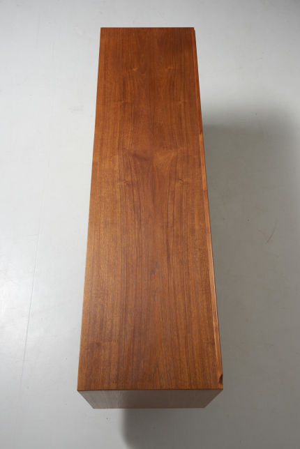modestfurniture-vintage-1871-arne-vodder-sibast-sideboard-model-2916