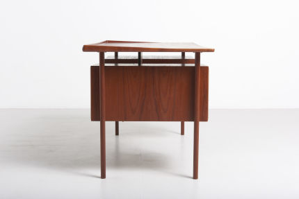 modestfurniture-vintage-1900-desk-peter-lovig-nielsen06