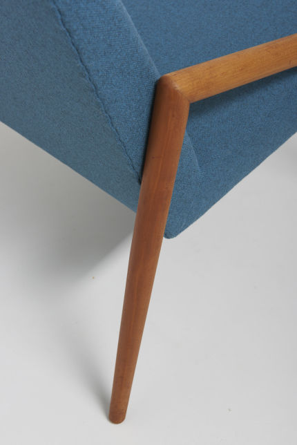 modestfurniture-vintage-1961-easy-chair-teak-round-armrest07