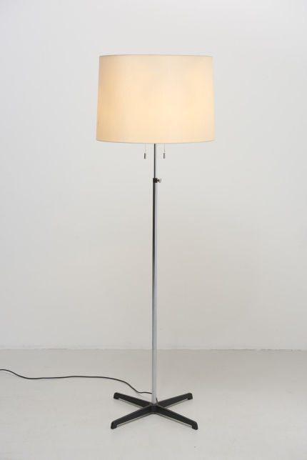 modestfurniture-vintage-1977-staff-floor-lamp01