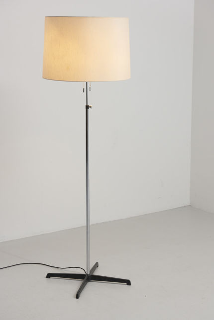 modestfurniture-vintage-1977-staff-floor-lamp09
