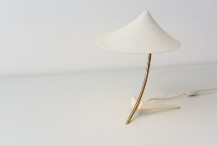 modestfurniture-vintage-1981-desk-lamp-white-shade01