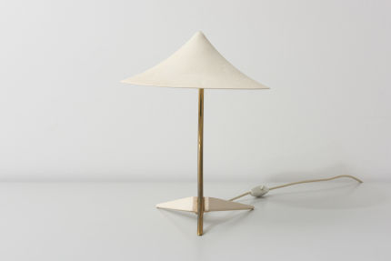 modestfurniture-vintage-1981-desk-lamp-white-shade04