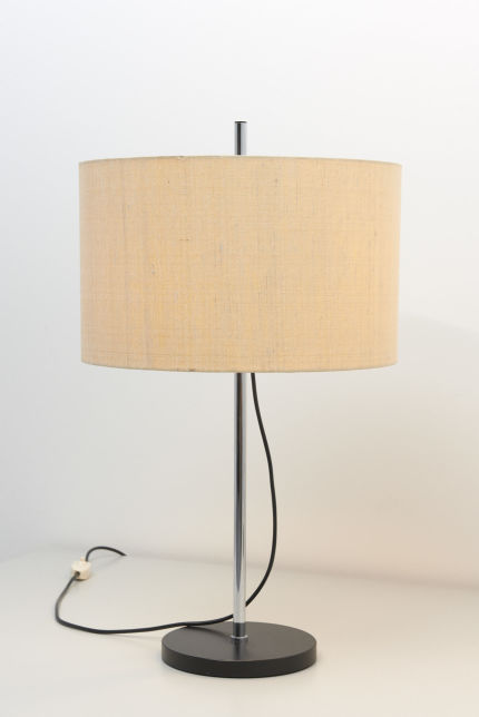 modestfurniture-vintage-2005-staff-table-lamp04