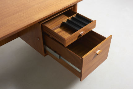 modestfurniture-vintage-2036-arne-vodder-desk-sibast06
