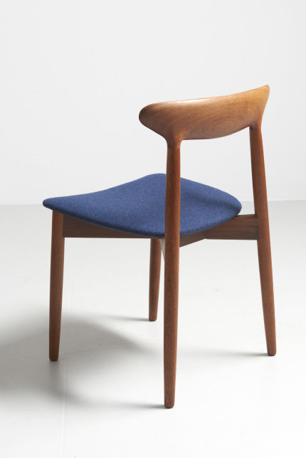 modestfurniture-vintage-2055-harry-ostergaard-dining-chairs-randers04