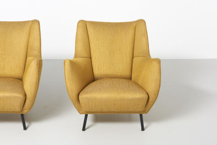 modestfurniture-vintage-2060-pair-easy-chairs-italy-195002