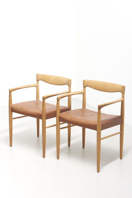 modestfurniture-vintage-2081-bramin-dining-chairs-oak03
