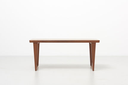 modestfurniture-vintage-2093-side-table-teak-kjersgaard01