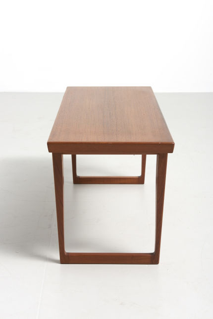 modestfurniture-vintage-2093-side-table-teak-kjersgaard03