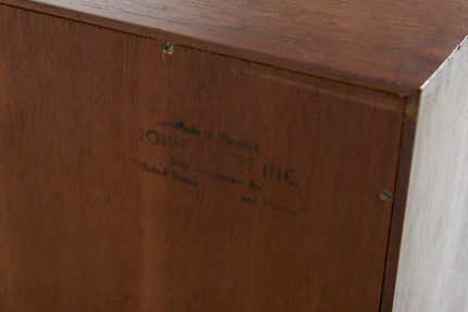 modestfurniture-vintage-2105-hvidt-molgaard-soborg-cabinet10