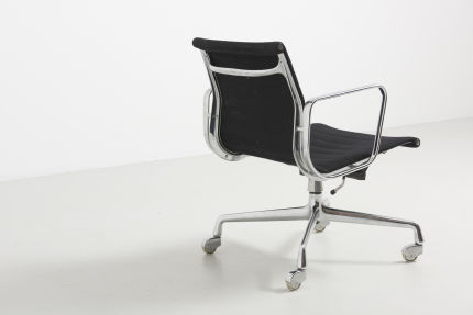 modestfurniture-vintage-2163-eames-alu-group-chair-herman-miller-ring-mobelfabrikk04